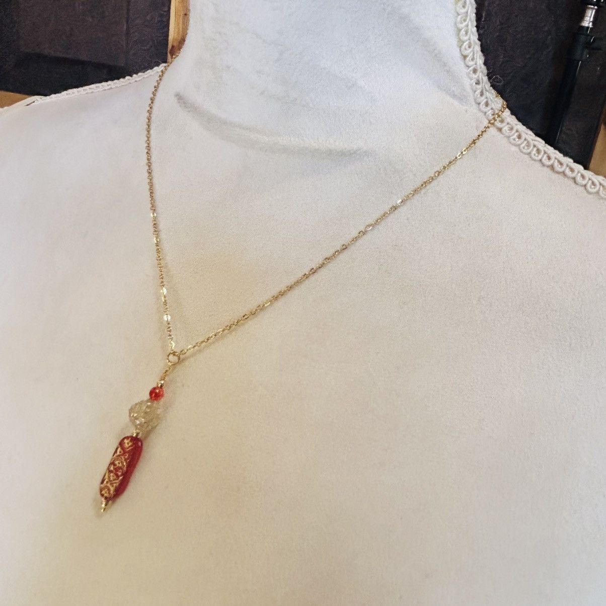 Handmade Handcrafted elegant glass beaded pendant on chain necklace Size ONE SIZE - 4 Thumbnail