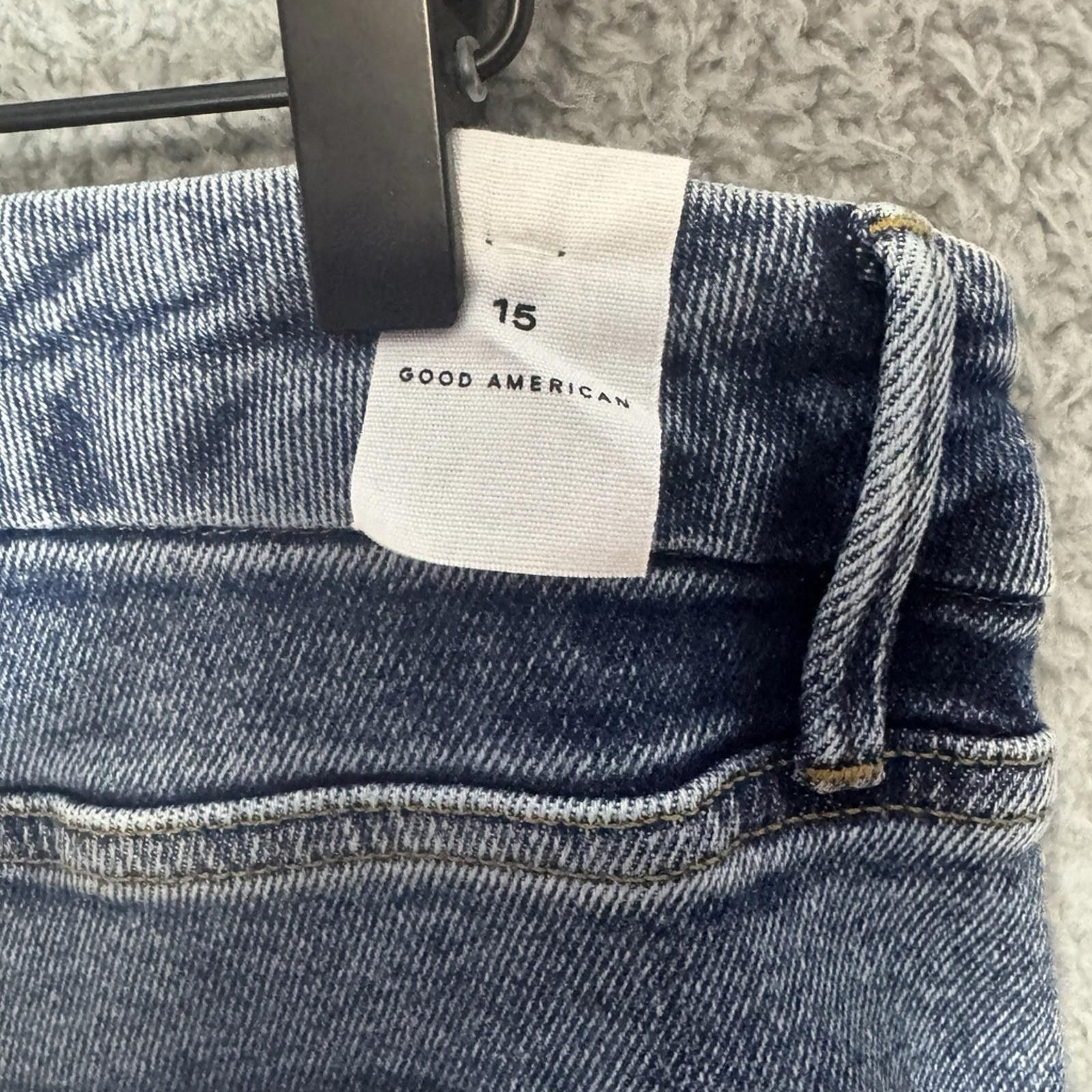 Other GOOD AMERICAN NWT Size 15 Good Waist Crop Denim Jean in Blue Size 32" / US 10 / IT 46 - 7 Thumbnail