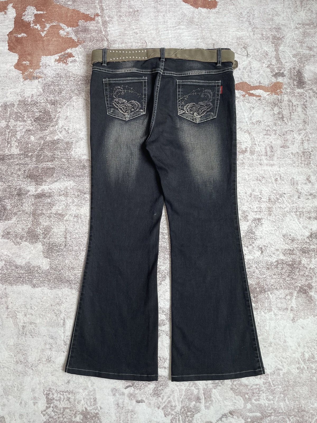 Japanese Brand Vintage Y2K Tribal Flare Denim Pants Size US 33 - 2 Thumbnail