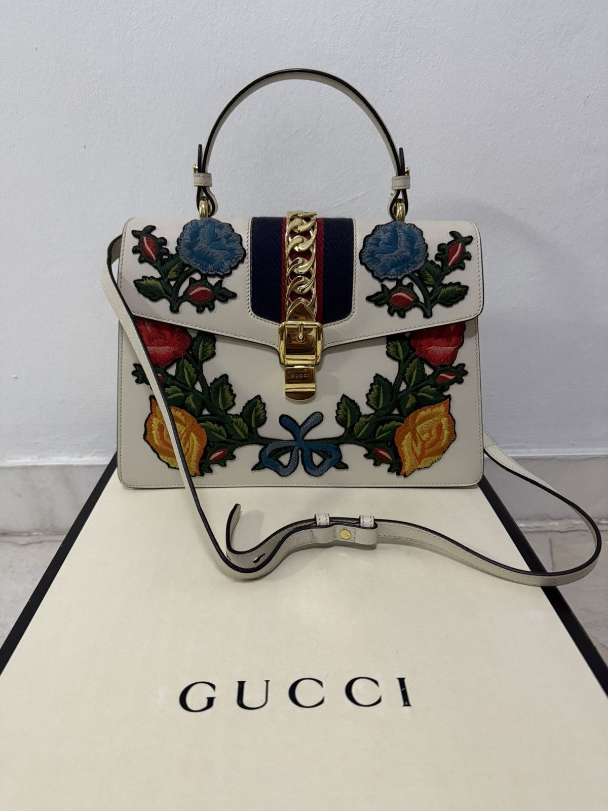 Gucci Gucci Medium Sylvie bag colorful floral embroidery Size ONE SIZE - 2 Thumbnail