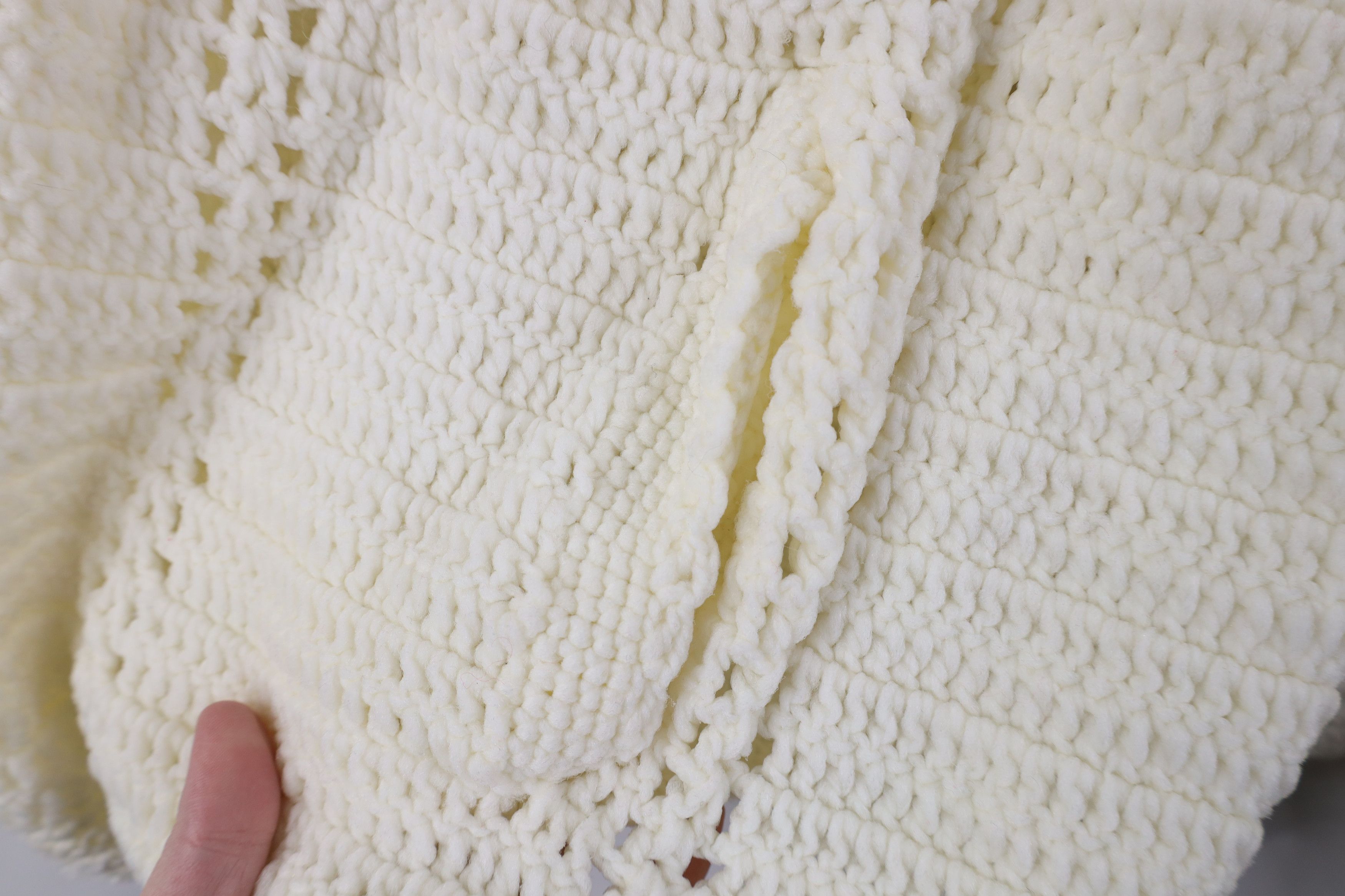 Vintage Vintage 50s 60s Rockabilly Knit Poncho Sweater Cape Cream Size ONE SIZE - 5 Thumbnail