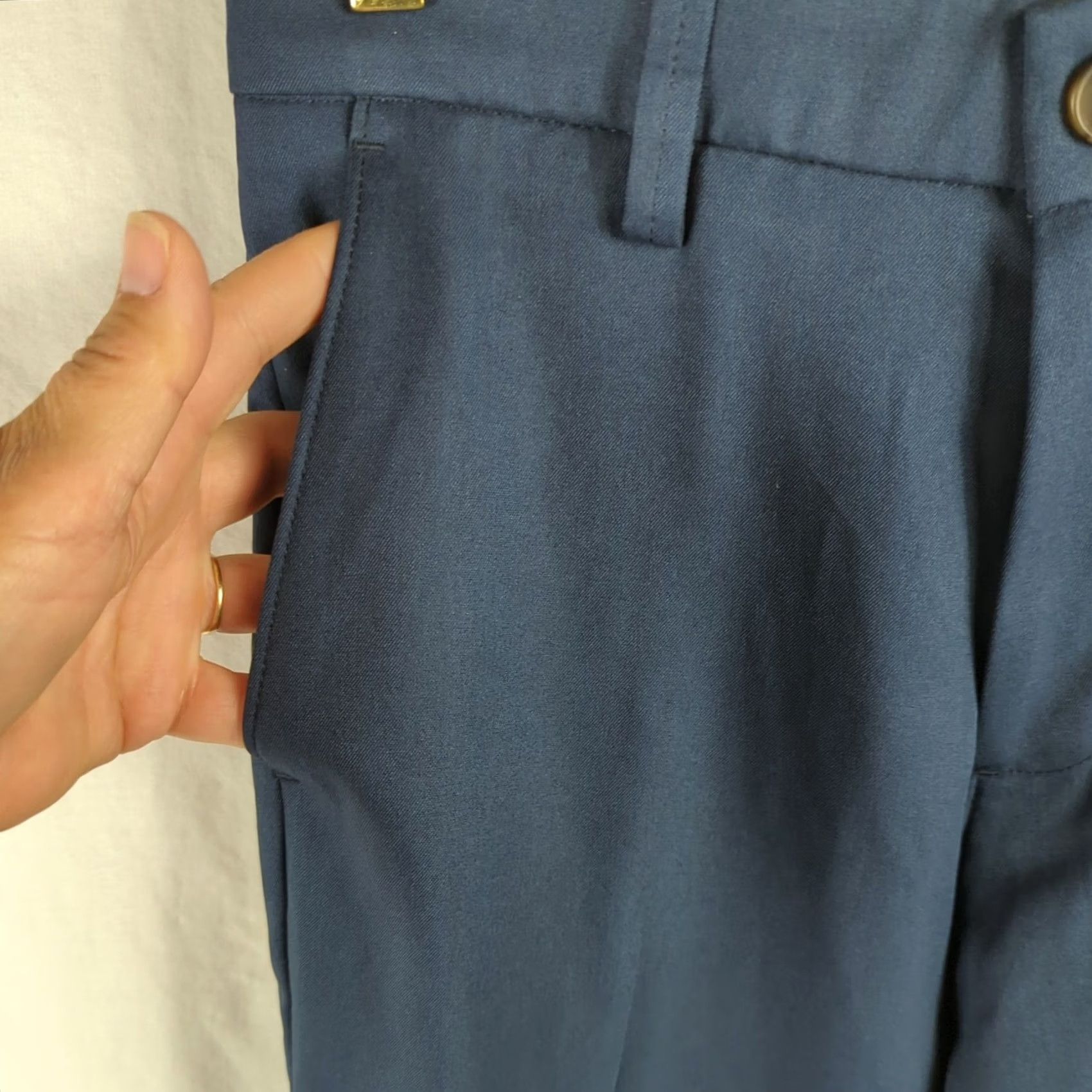 Haggar Haggar H26 Slim Fit Dress Pants Men 28 x 30 Blue No Iron Flat Front Straight Leg 4-Way Stretch Medium Twill Size US 28 / EU 44 - 3 Thumbnail