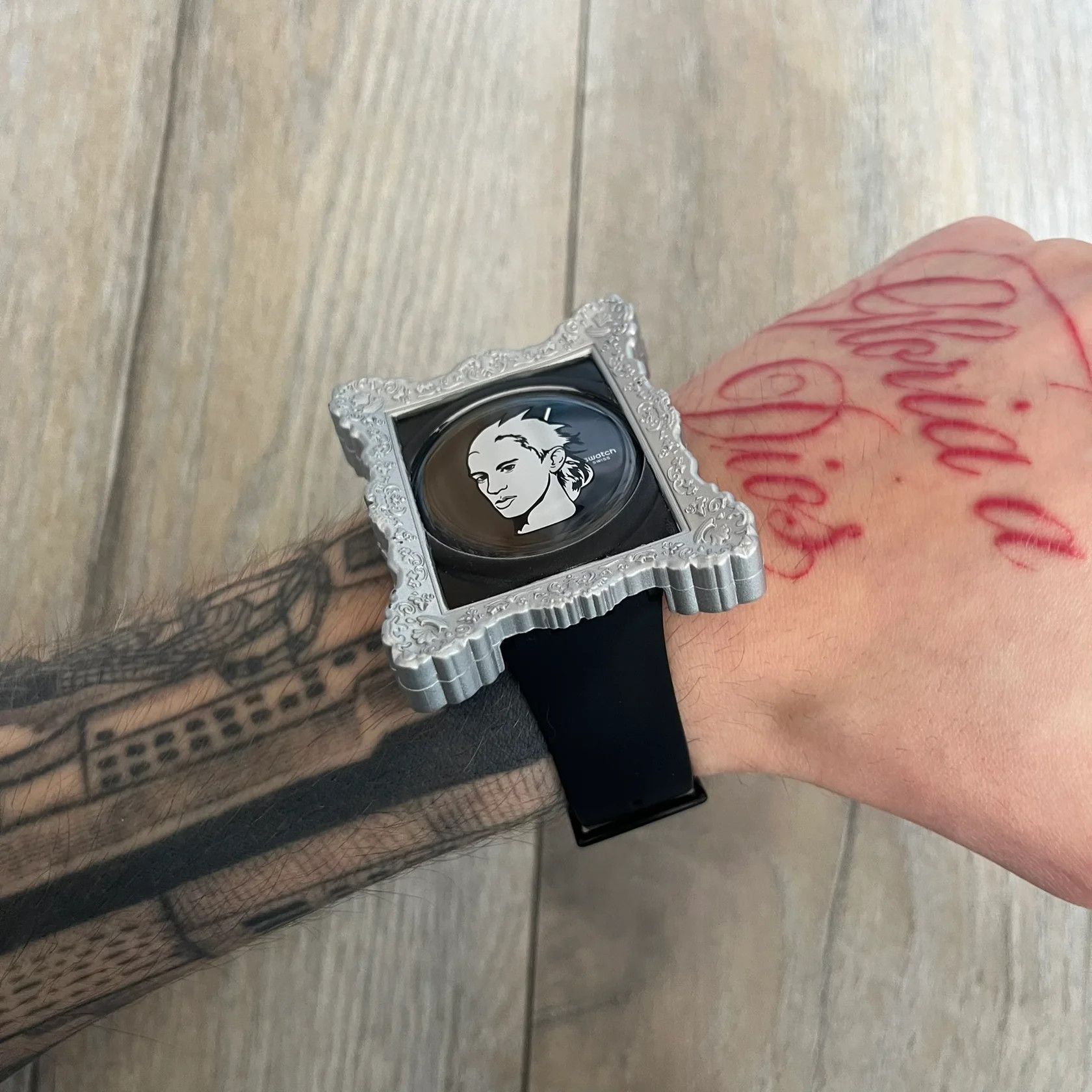 Jeremy Scott Swatch x Jeremy Scott 2011 Portrait Analog Watch Size ONE SIZE - 4 Thumbnail