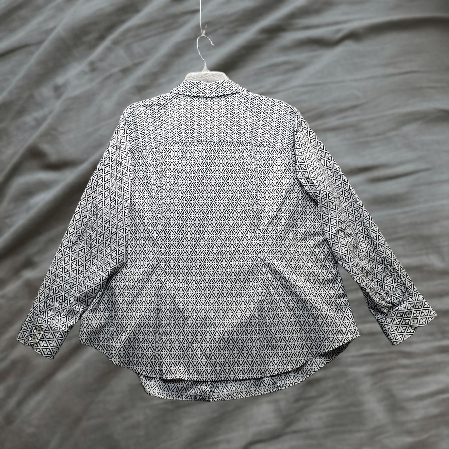 Talbots Talbots Shirt Womens 20W Multicolor Geometric Non-Iron Long Sleeve Collared Button Up Mens? Size 3XL / US 20-22 - 1 Thumbnail