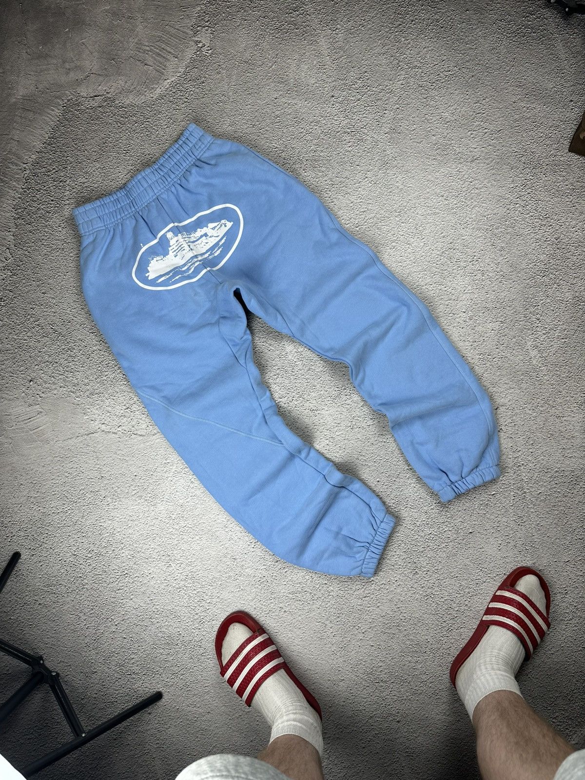 Corteiz × Streetwear Corteiz - COLLY ARCH OPEN HEM PANTS [LIGHT 