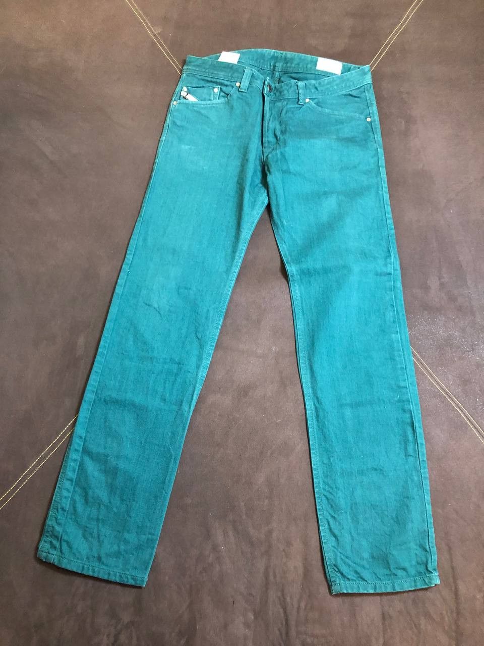 Diesel DIESEL Darron Regular Slim Tapered Jeans Mens Size US 32 / EU 48 - 1 Thumbnail