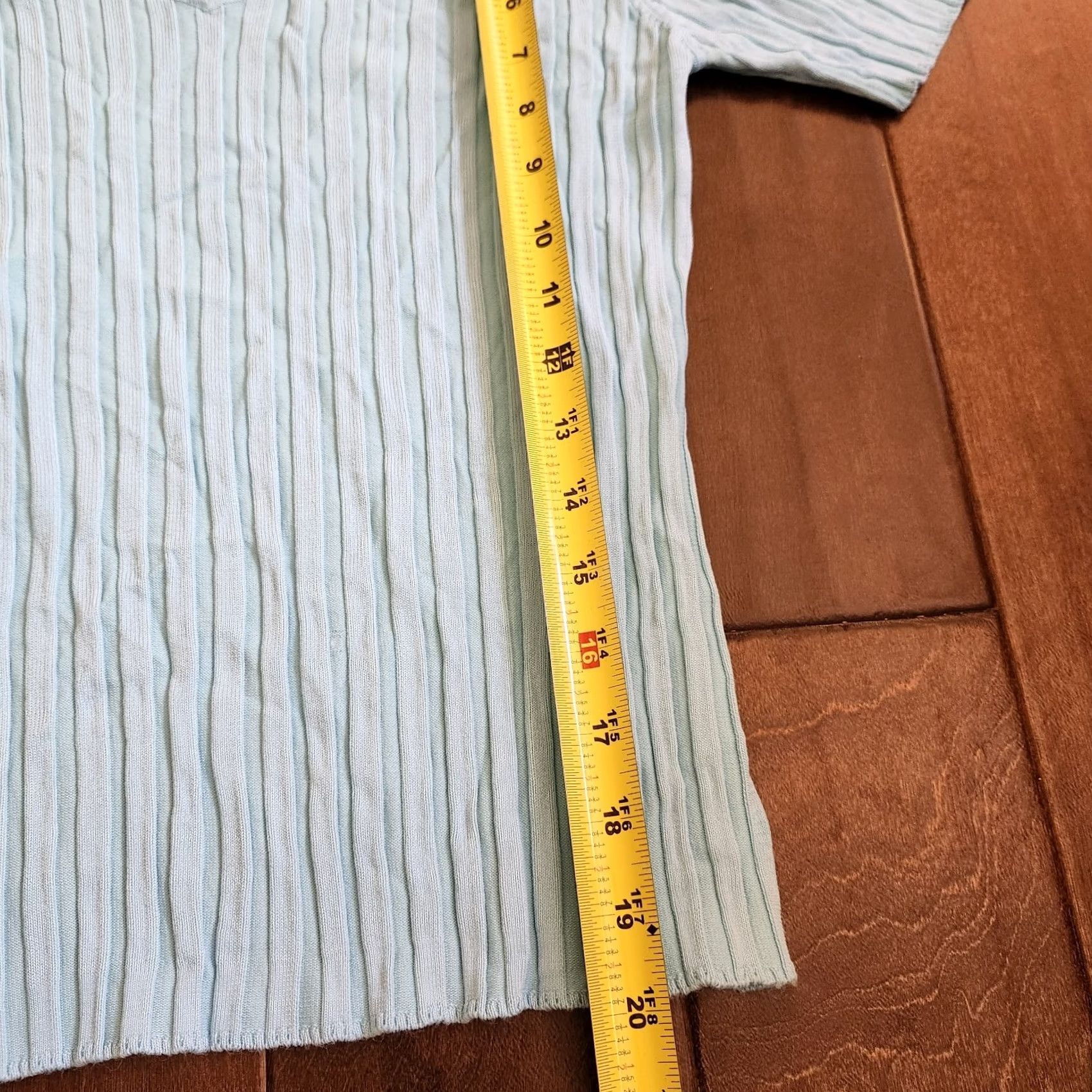 Vintage Lou Lou Women's Junior V-Neck Blue Ribbed Top Short Sleeve Pullover L Size L / US 10 / IT 46 - 7 Thumbnail