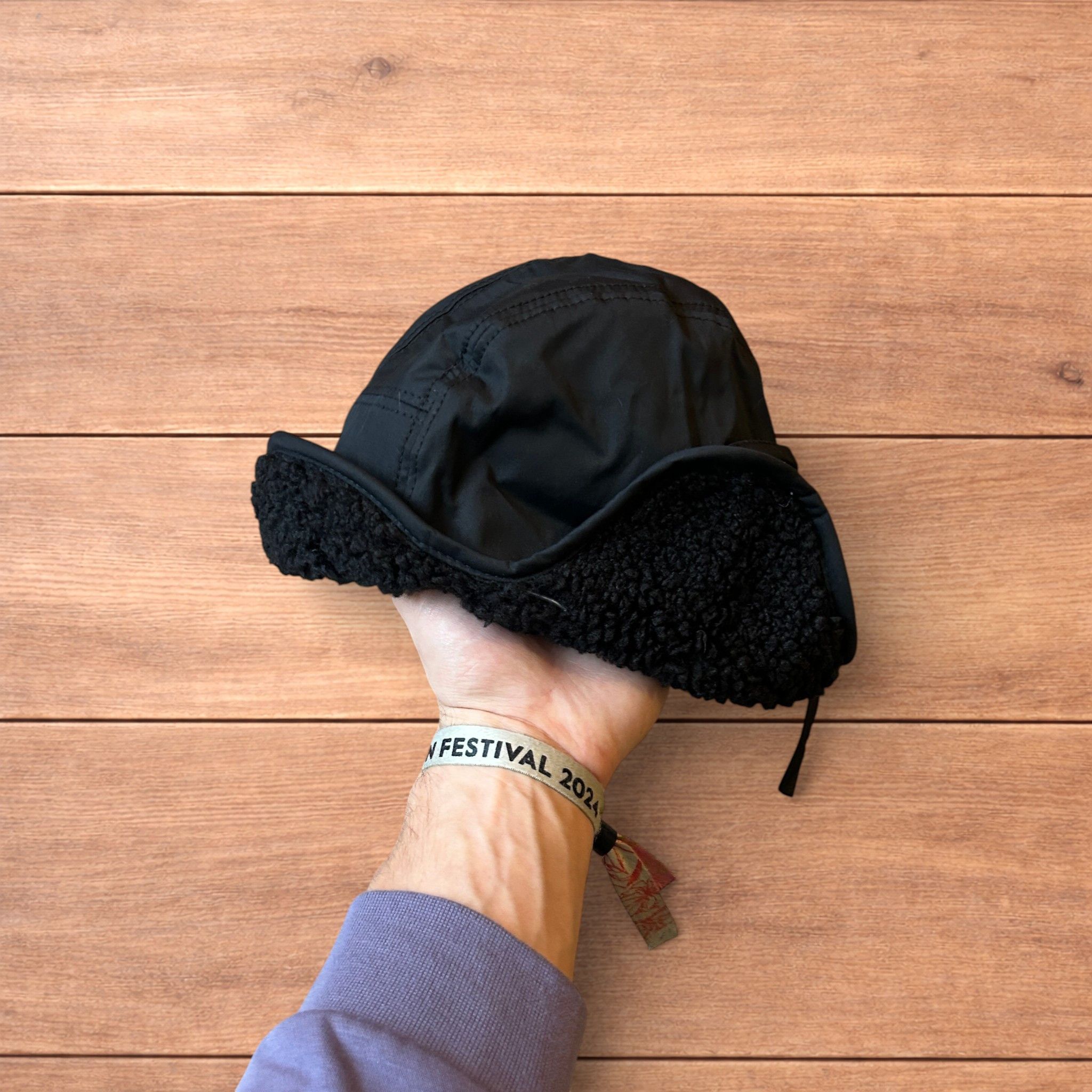 Japanese Brand Russian Trapper Korean padded fluffy hat cap in black. Size ONE SIZE - 2 Thumbnail