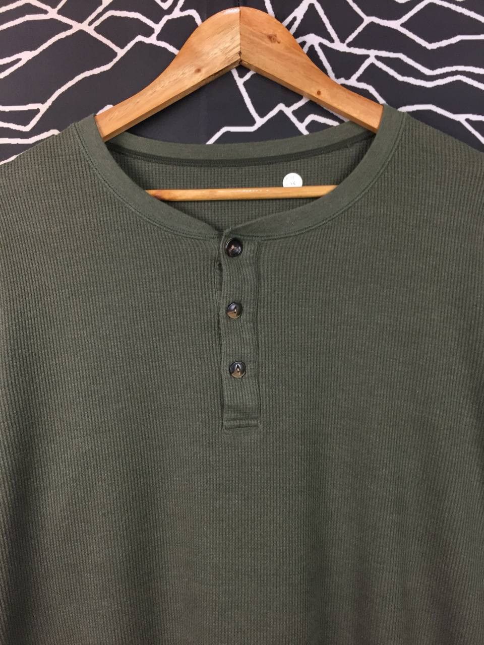 Uniqlo Uniqlo Waffle Knit Long Sleeve Henley Tee Size XL Size US XL / EU 56 / 4 - 3 Thumbnail