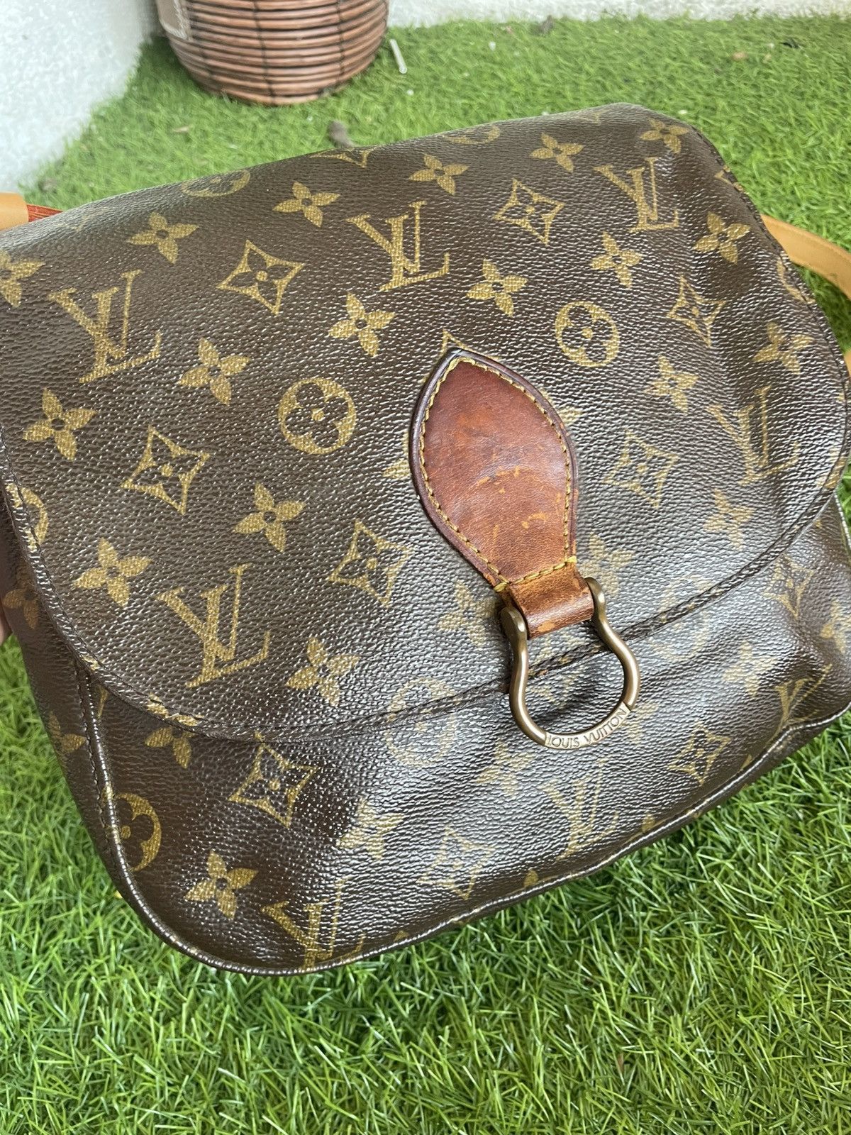 Louis Vuitton Authentic LOUIS VUITTON Saint Cloud GM Shoulder Bag Size ONE SIZE - 7 Thumbnail