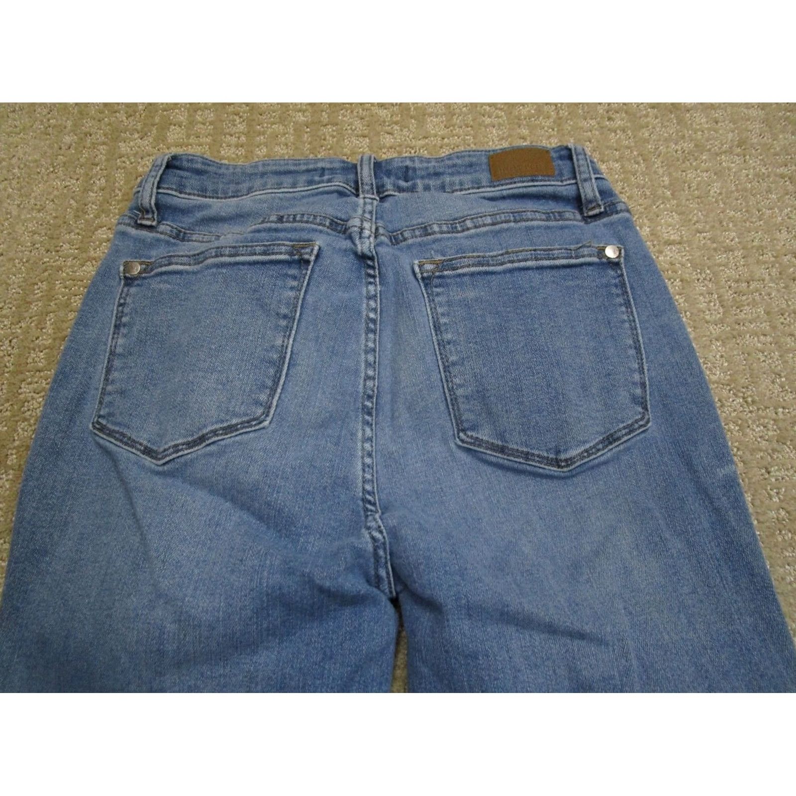 Denime Judy Blue Capris Women Blue Skinny Fit High Rise Light Wash Denim 28 Capris Jeans Logo 5-Pocket Womens Size 28" / US 6 / IT 42 - 4 Thumbnail