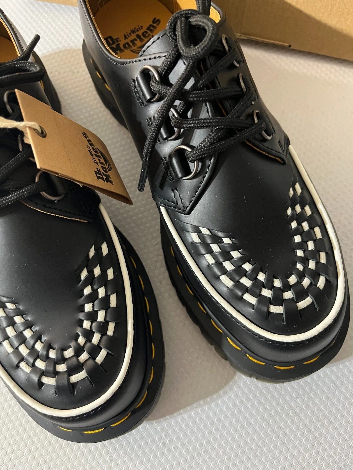 Dr. Martens Flowers Size US 9 / EU 42 - 7 Thumbnail