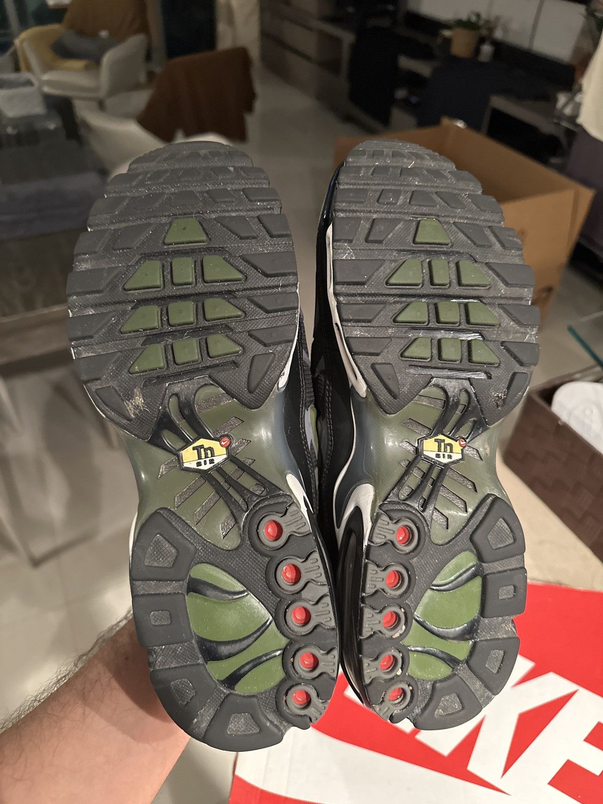 Nike Nike Air Max Tn Plus Legion Green Size US 10 / EU 43 - 6 Thumbnail