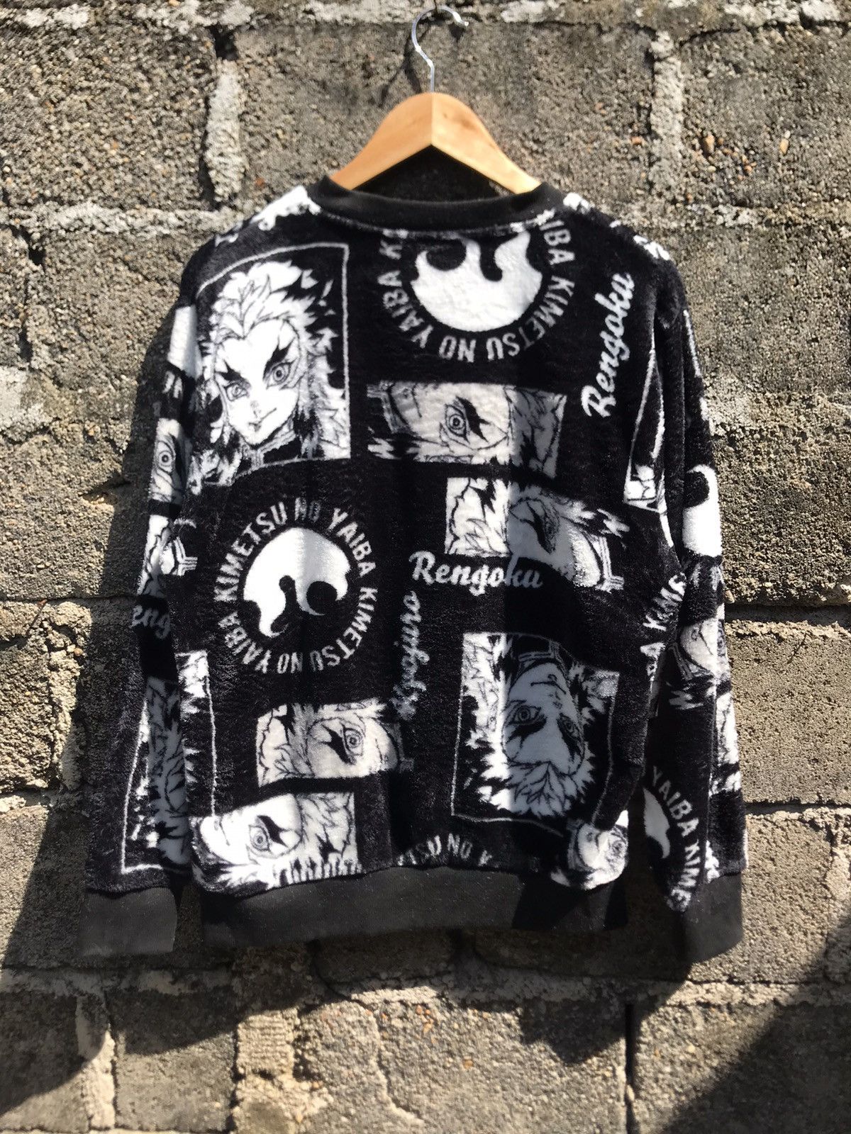 Anime Demon Slayer Kimetsu No Yaiba Sweatshirt Full Print Size US L / EU 52-54 / 3 - 7 Thumbnail