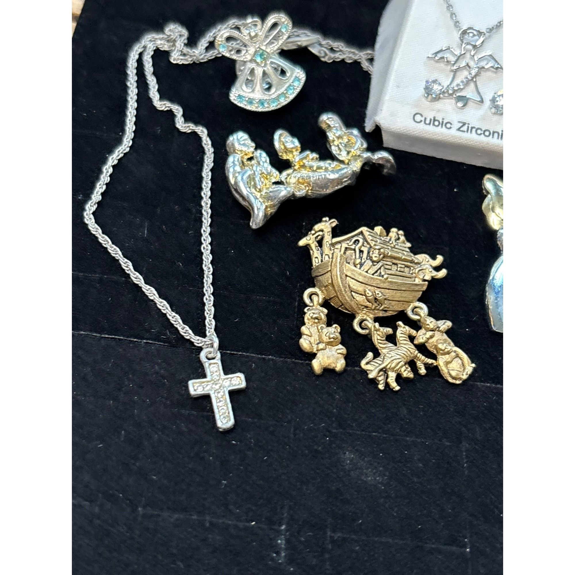 Other Assorted Religious Pendants & Necklaces With Crosses Angels Size ONE SIZE - 7 Thumbnail