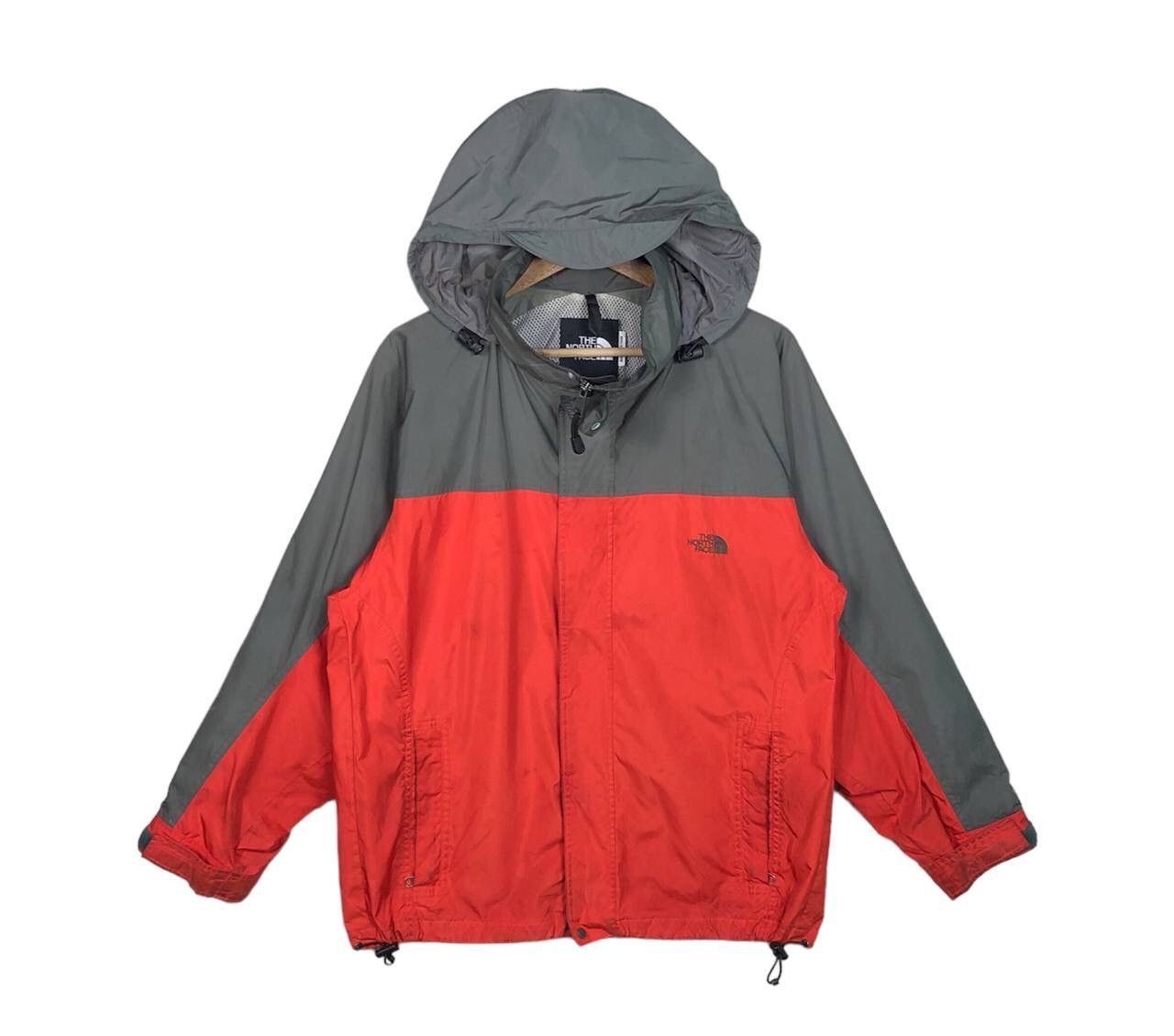 The North Face The North Face Windbreaker Light Jacket Colorblock Size US M / EU 48-50 / 2 - 1 Thumbnail