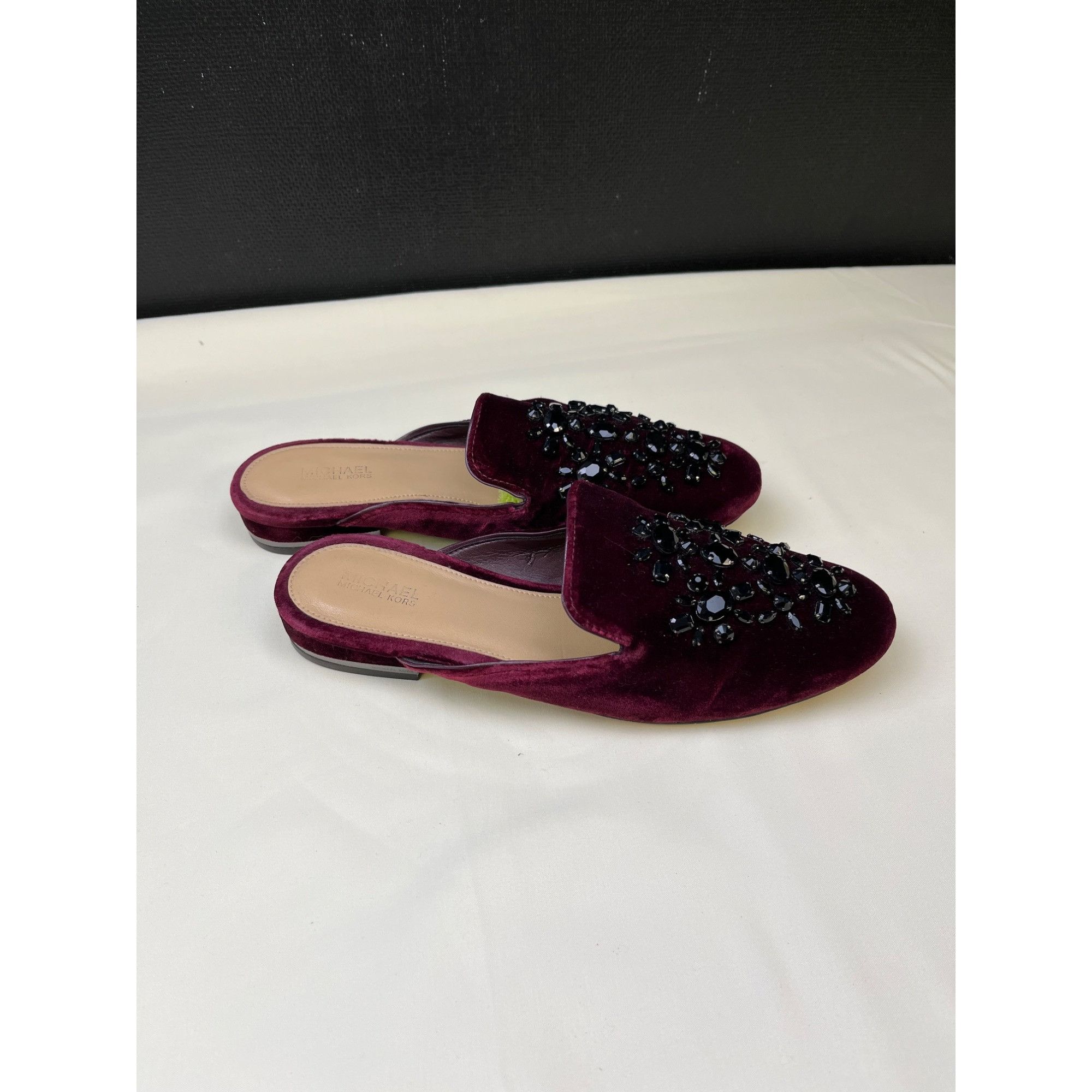 Michael Kors Michael Kors Women's Wine Velvet/Rhinestone Shoes/Slip on SI Size US 6 / IT 36 - 3 Thumbnail