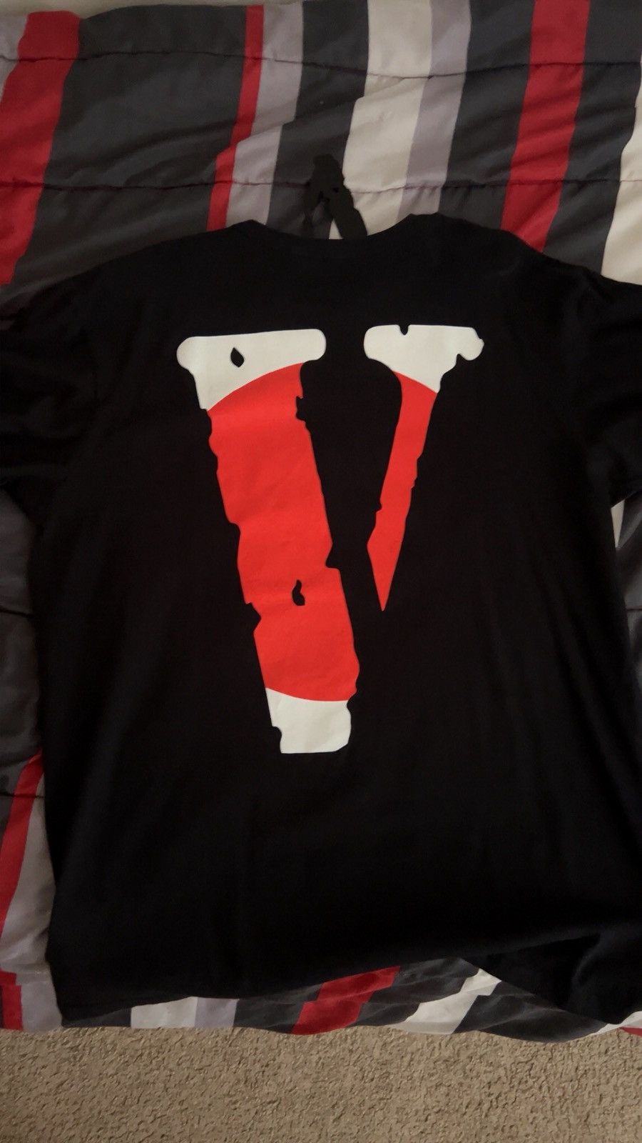 Vlone Vlone Friends Japan Flag Tee Size US L / EU 52-54 / 3 - 2 Thumbnail