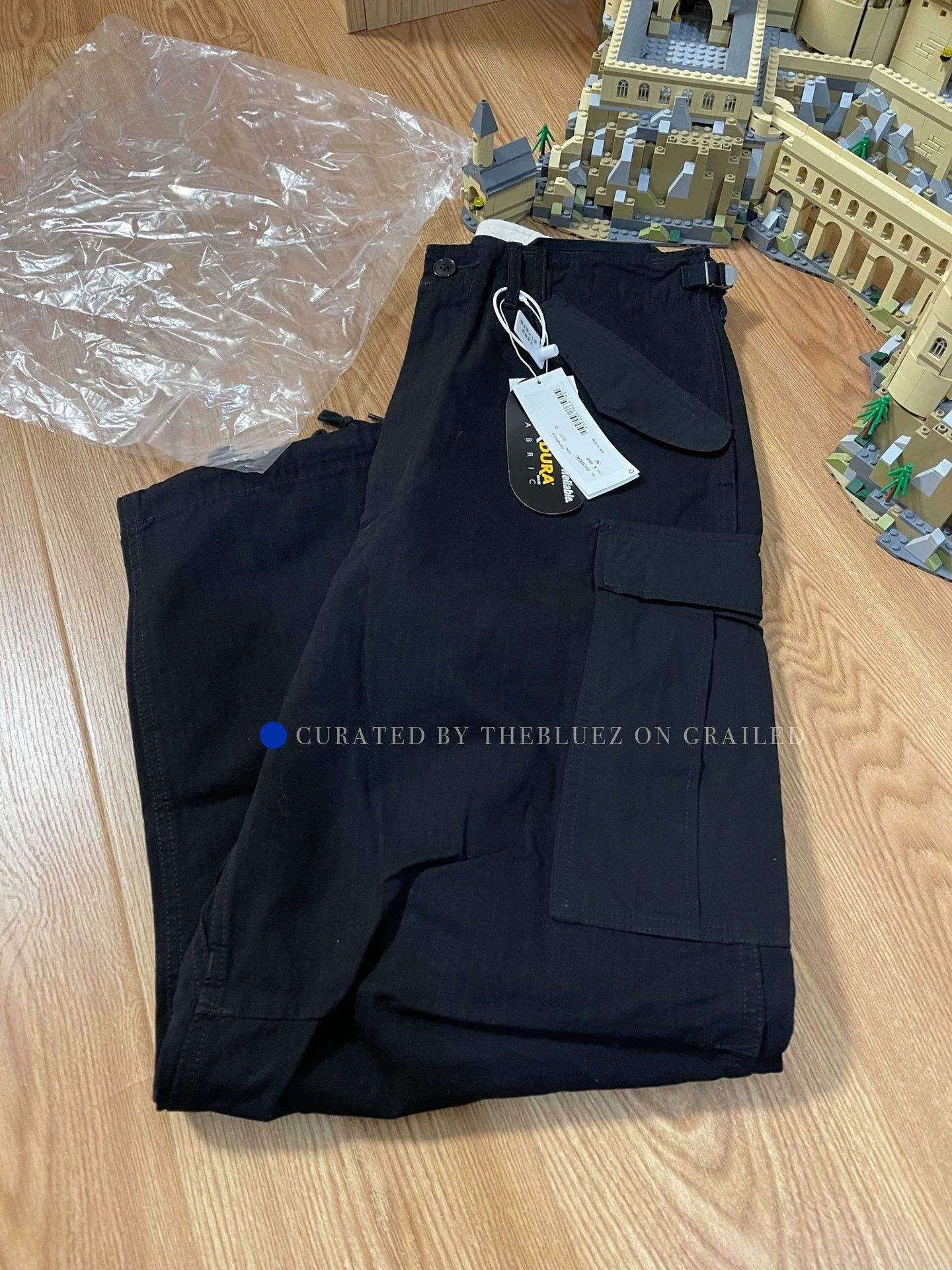 Nanamica Black Cargo Pants in Size 32 Size US 32 / EU 48 - 1 Thumbnail