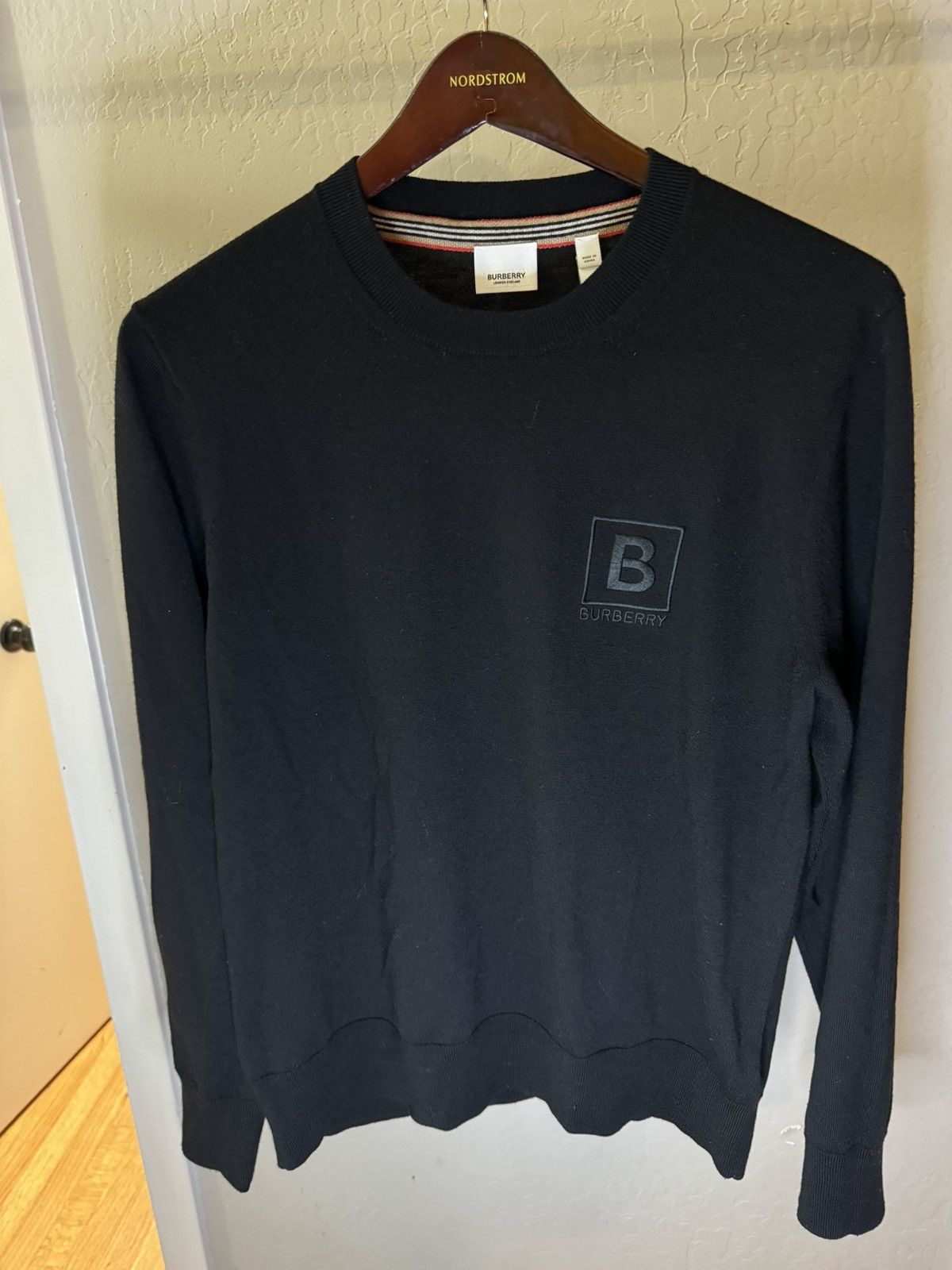 image of Burberry Knit Crewneck Size Large in Black, Men's