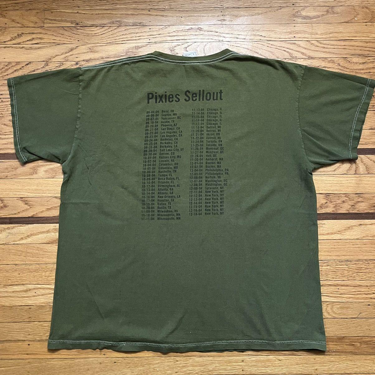 Vintage Vintage 2004 Pixies Sellout Tour T shirt Size US XL / EU 56 / 4 - 2 Thumbnail