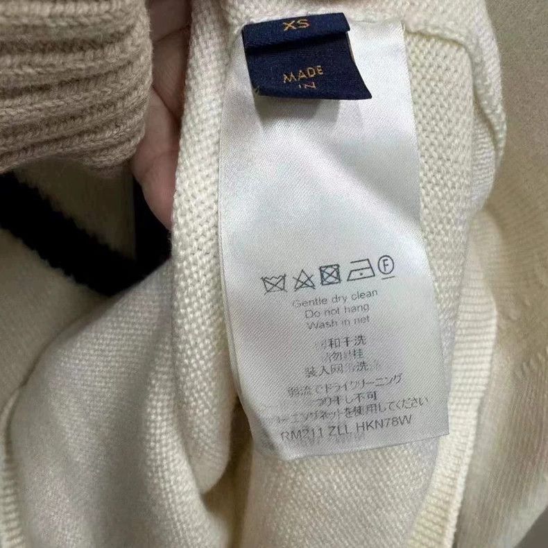 Louis Vuitton Louis Vuitton Clock Sweater Size XS / US 0-2 / IT 36-38 - 4 Thumbnail