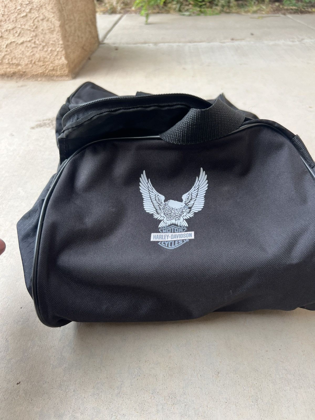 Harley Davidson Genuine Harley Davidson Duffel Bagel Logo Everyday/Travel Size ONE SIZE - 6 Thumbnail