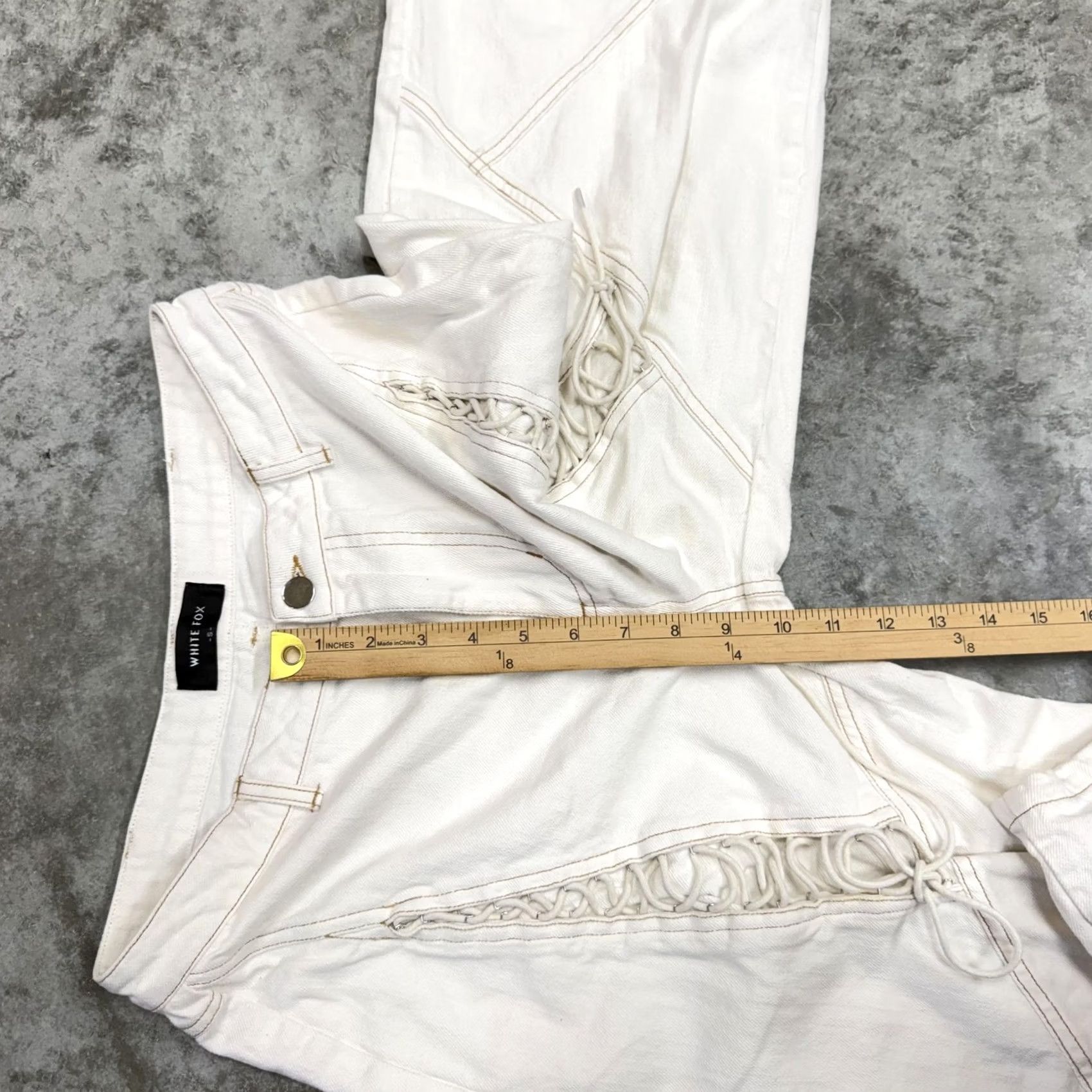 Vintage White Fox Pants Womens Small White Cropped Wide Leg Twill Lace Up Pockets Casual Size 28" / US 6 / IT 42 - 5 Thumbnail