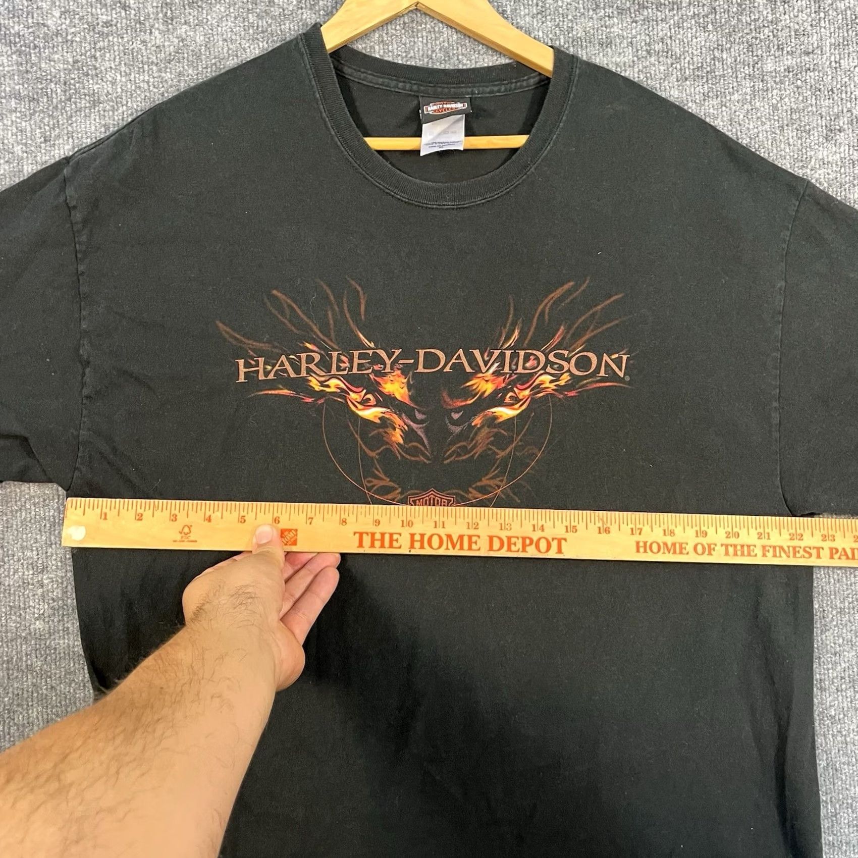 Harley Davidson VINTAGE Harley Davidson Shirt XL Black y2k Flames Biker Los Angeles Eagle 2004 Mens Size US XL / EU 56 / 4 - 5 Thumbnail