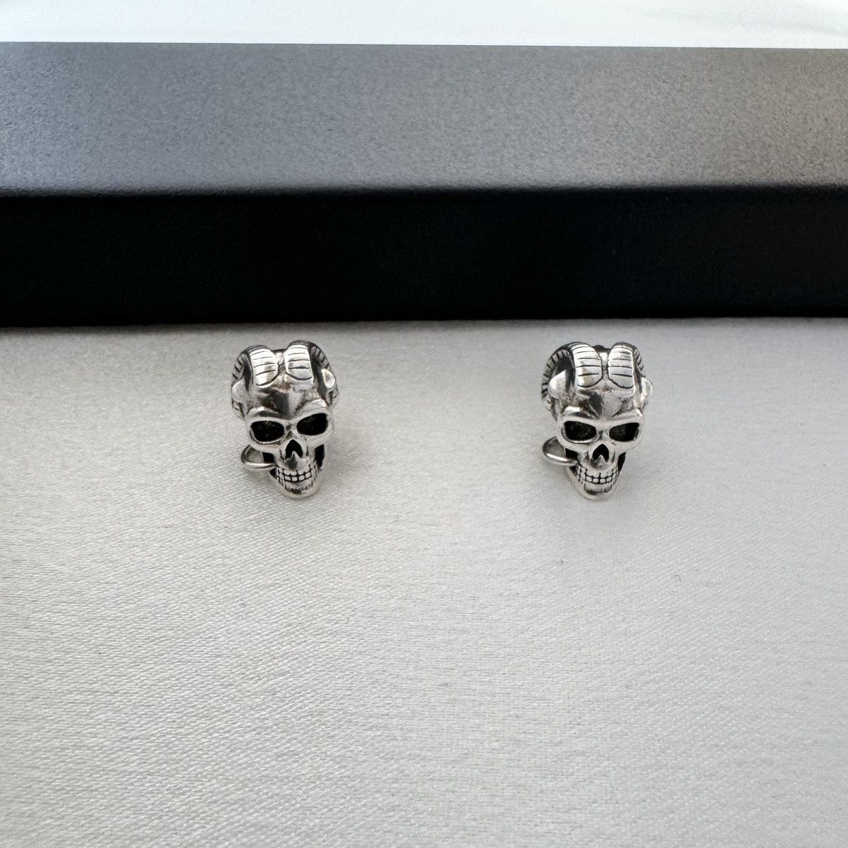 Other Sheep Skull Stud Earrings for Men Women,Hip Hop Unisex Style Size ONE SIZE - 3 Thumbnail