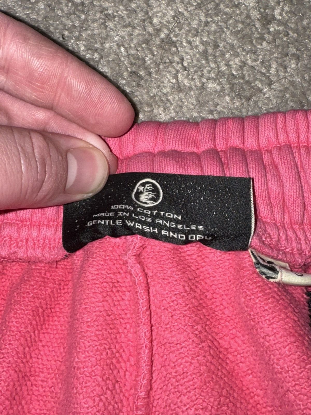 HELLSTAR Hellstar Pink Flame Sweat Shorts Size US 32 / EU 48 - 7 Thumbnail
