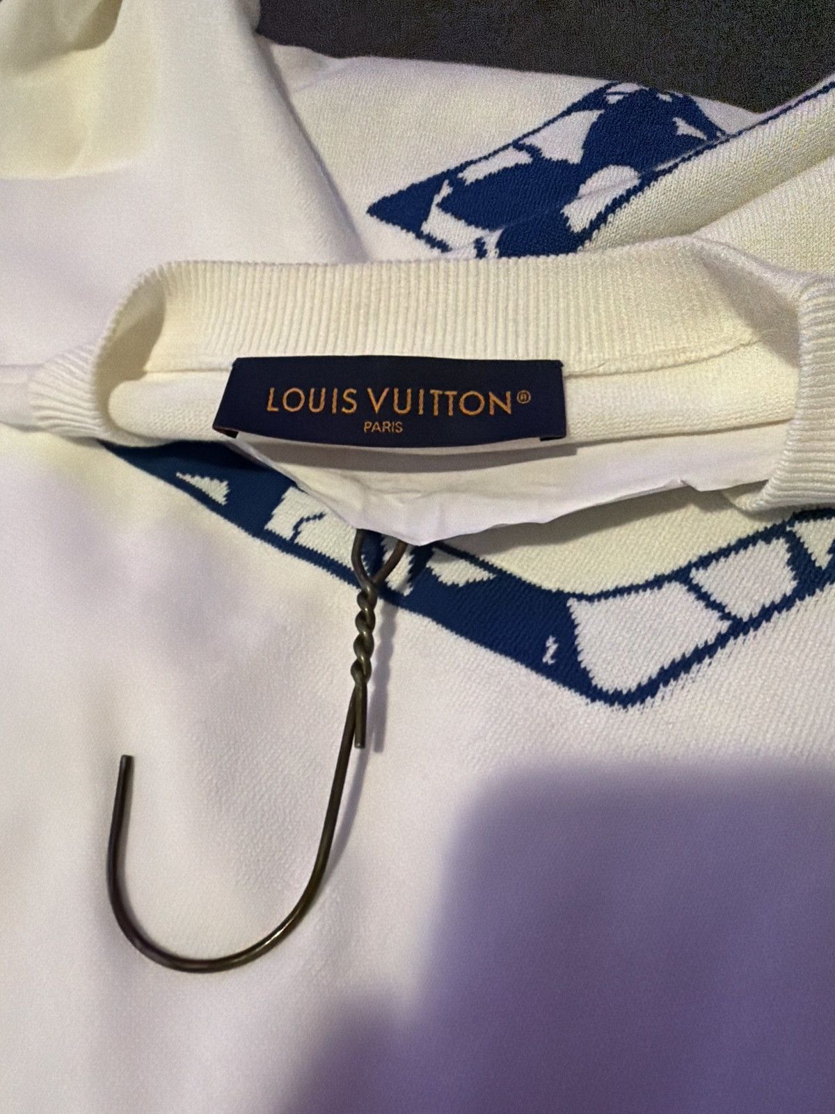 Louis Vuitton Louis Vuitton cracked ice white T Size US M / EU 48-50 / 2 - 5 Thumbnail