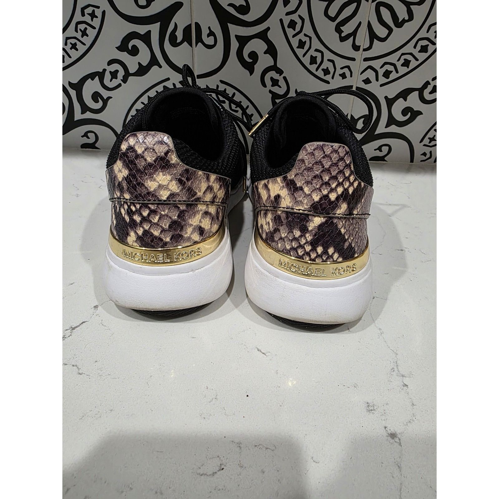 Michael Kors MICHAEL KORS Amanda Black Multicolor Mesh Lace Up Sneakers W Size US 9.5 / IT 39.5 - 3 Thumbnail