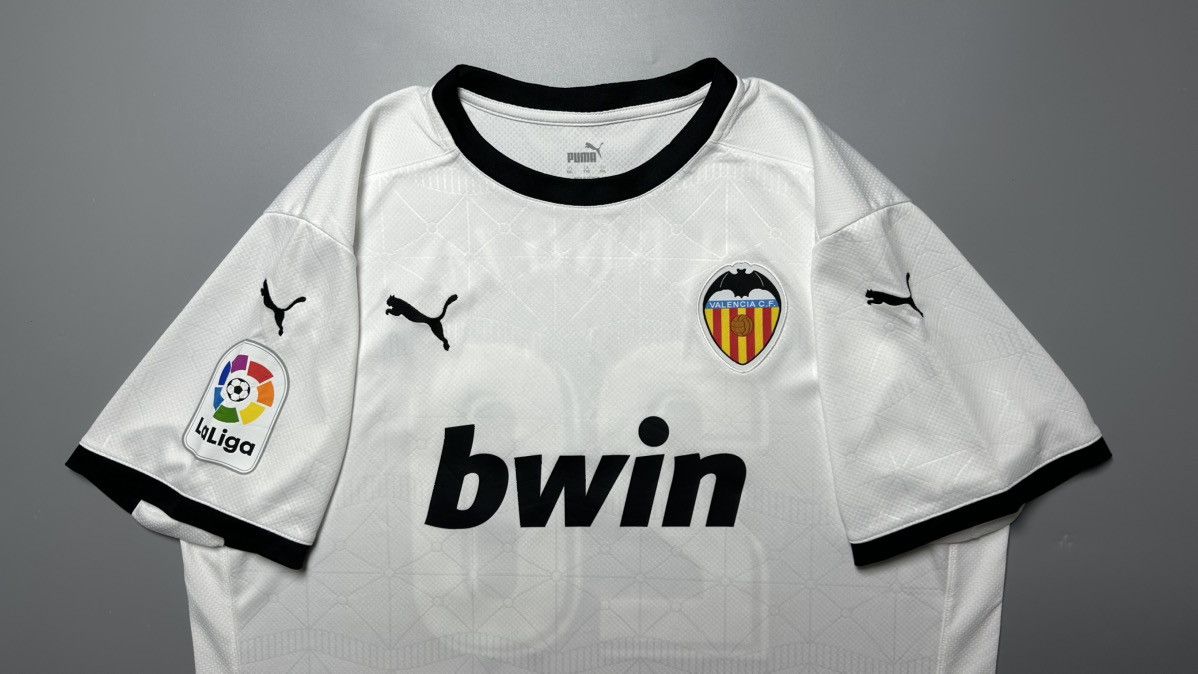 Puma VALENCIA PUMA 2020/2021 FOOTBALL HOME JERSEY #20 KANG IN Size US XXL / EU 58 / 5 - 3 Thumbnail