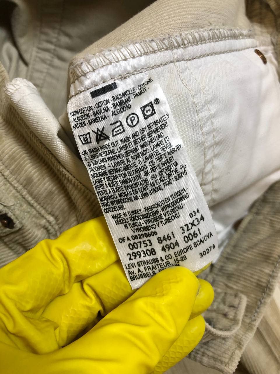 Levi's Levi’s 753 Corduroy Pants Made in USA – Size W32 L34 Size US 32 / EU 48 - 13 Thumbnail