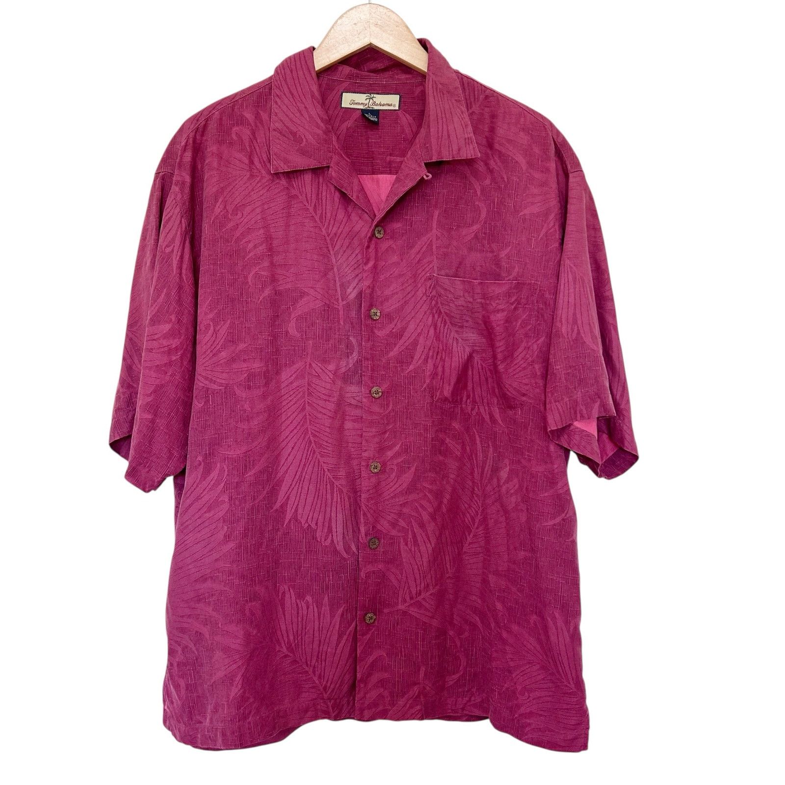 Tommy Bahama Tommy Bahama Maroon 100% Silk Short Sleeve Button Down Sz L Size US L / EU 52-54 / 3 - 1 Thumbnail