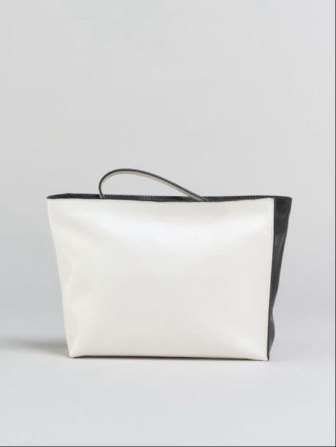 Marni o1w1db11024 Size: OS / Logo-Print Clutch Bag Size ONE SIZE - 1 Thumbnail