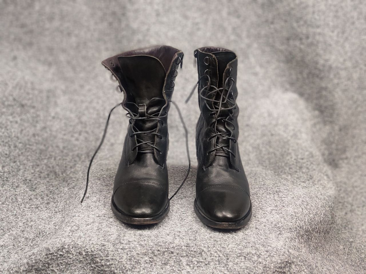 MoMA Moma Design Lace up zip Black leather Ankle heeled Boots Size US 10 / IT 40 - 4 Thumbnail