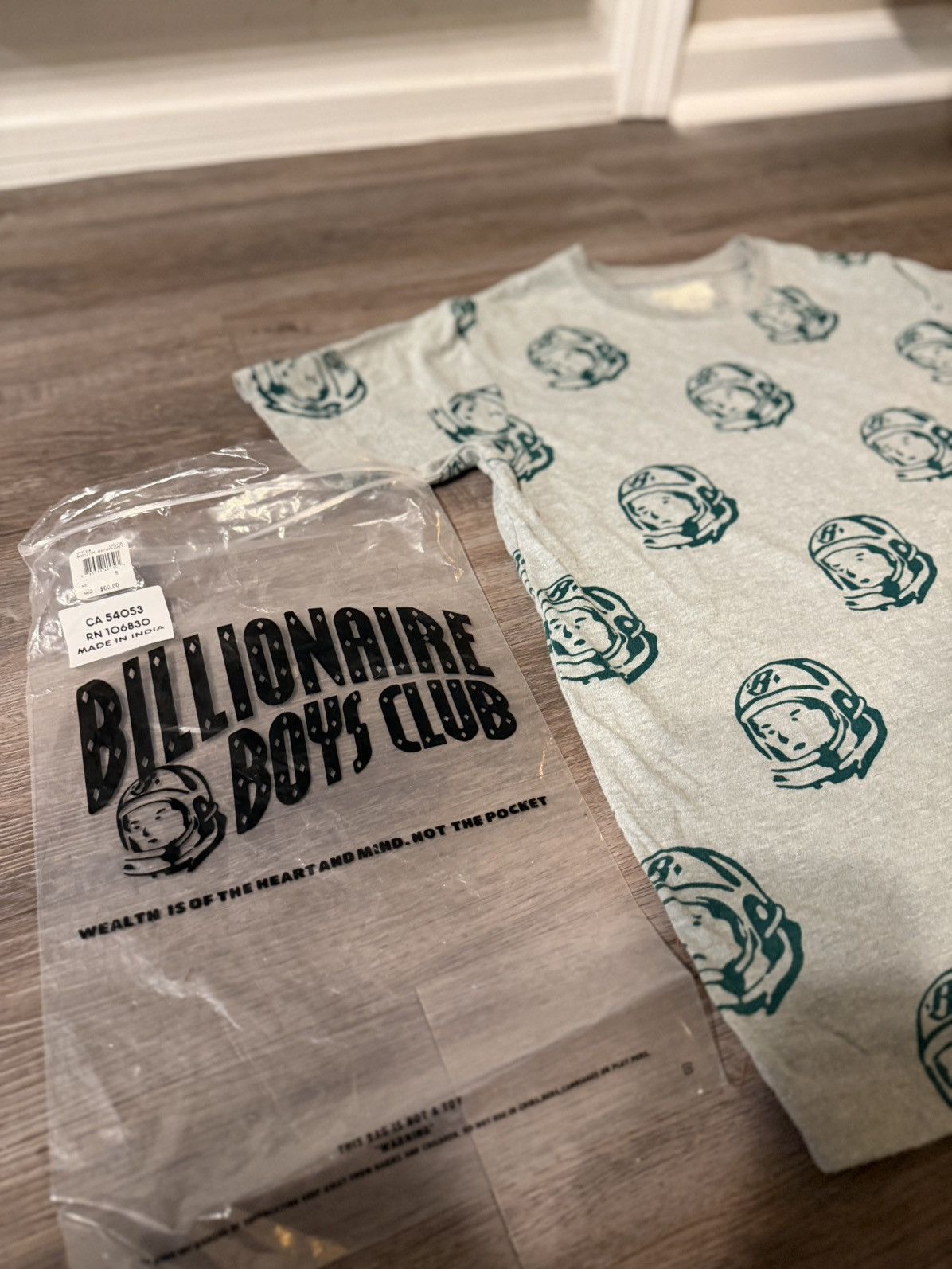 Billionaire Boys Club BILLIONAIRE BOYS CLUB ALL OVER ASTRONAUT HEAD VINTAGE TEE Size US S / EU 44-46 / 1 - 2 Thumbnail