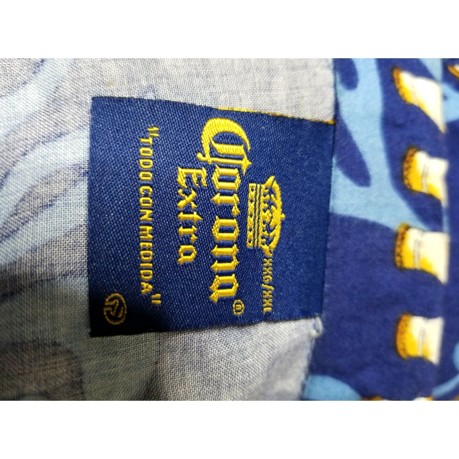 Vintage VINTAGE Corona Extra Button-Up Shirt Hawaiian Short Sleeve Rayón XXL Blue Mens 2XL Distressed 90s Concert Theme Size US XXL / EU 58 / 5 - 4 Thumbnail