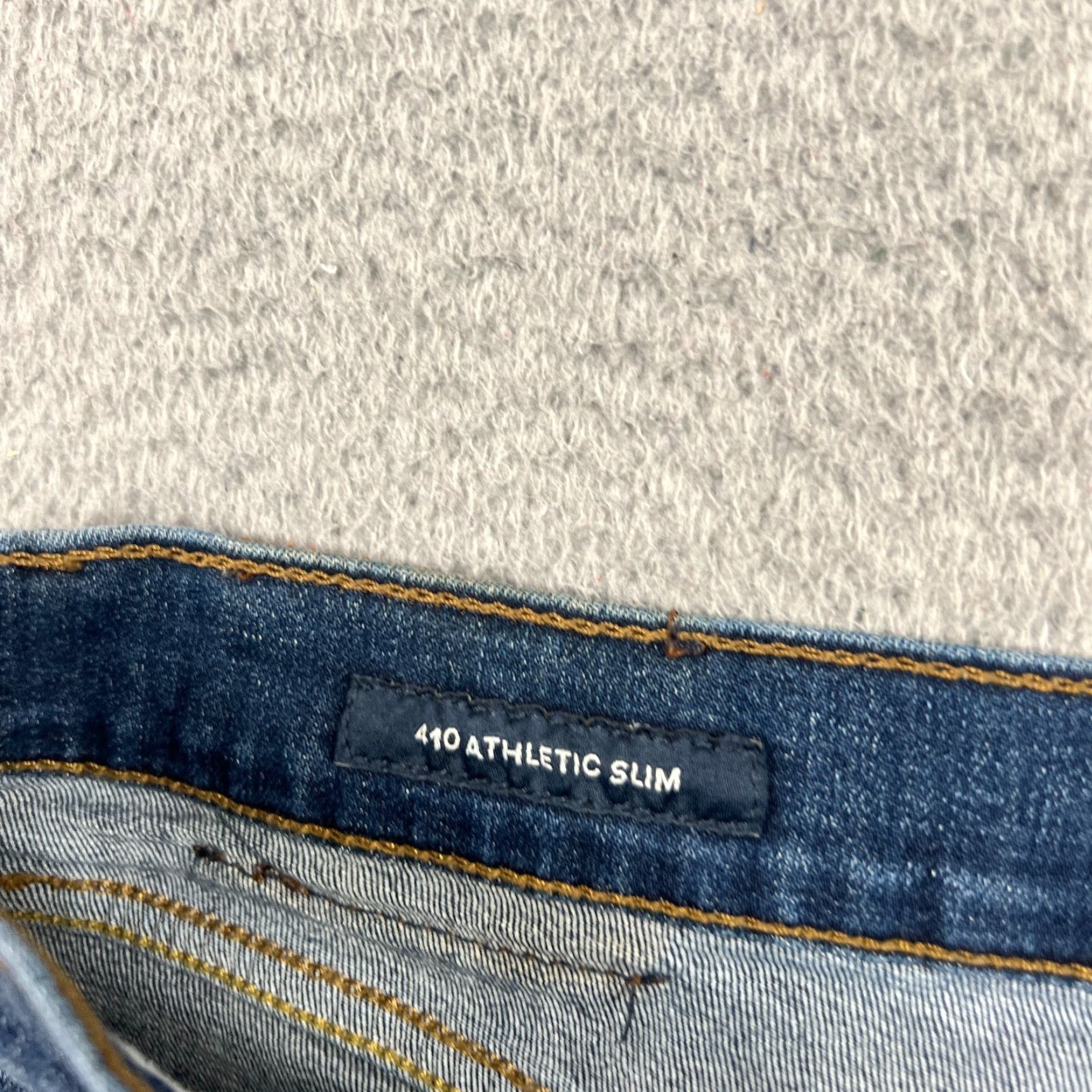 Lucky Brand VINTAGE Lucky Brand 410 Athletic Fit Jeans Men’s Size 36x30 Blue Stretch Waist 36 Straight Size US 36 / EU 52 - 7 Thumbnail
