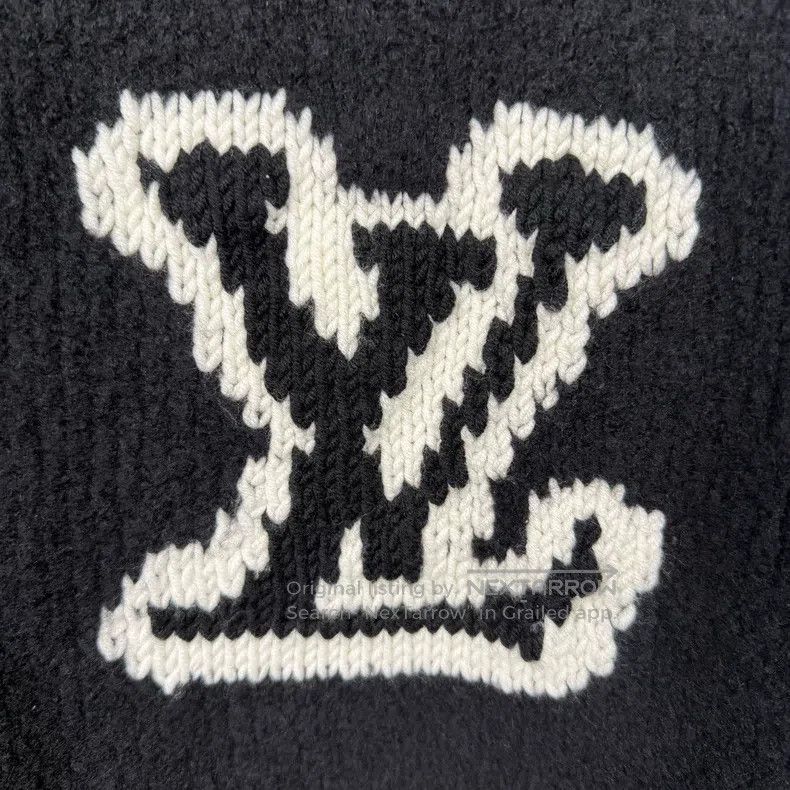 Louis Vuitton Louis Vuitton 24 New Intarsia Logo Teddy Sweater Size US S / EU 44-46 / 1 - 5 Thumbnail