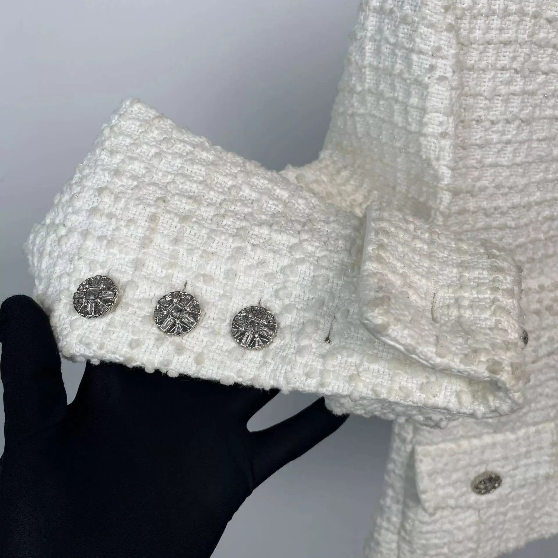 Chanel Chanel white knit jacket 34 Size XS / US 0-2 / IT 36-38 - 3 Thumbnail