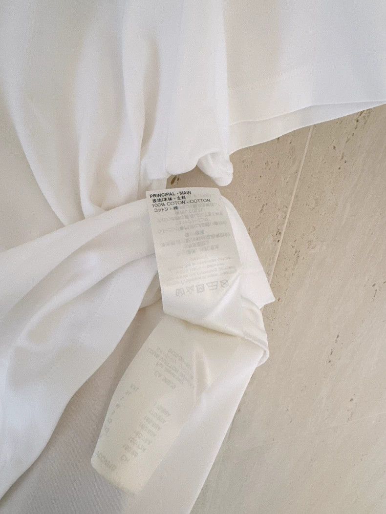 Louis Vuitton Louis Vuitton Logo logo white short sleeve 2503-Nextarrow Size US XS / EU 42 / 0 - 9 Thumbnail