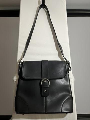Coach Stylish Coach Black Leather Handbag Size ONE SIZE - 5 Thumbnail