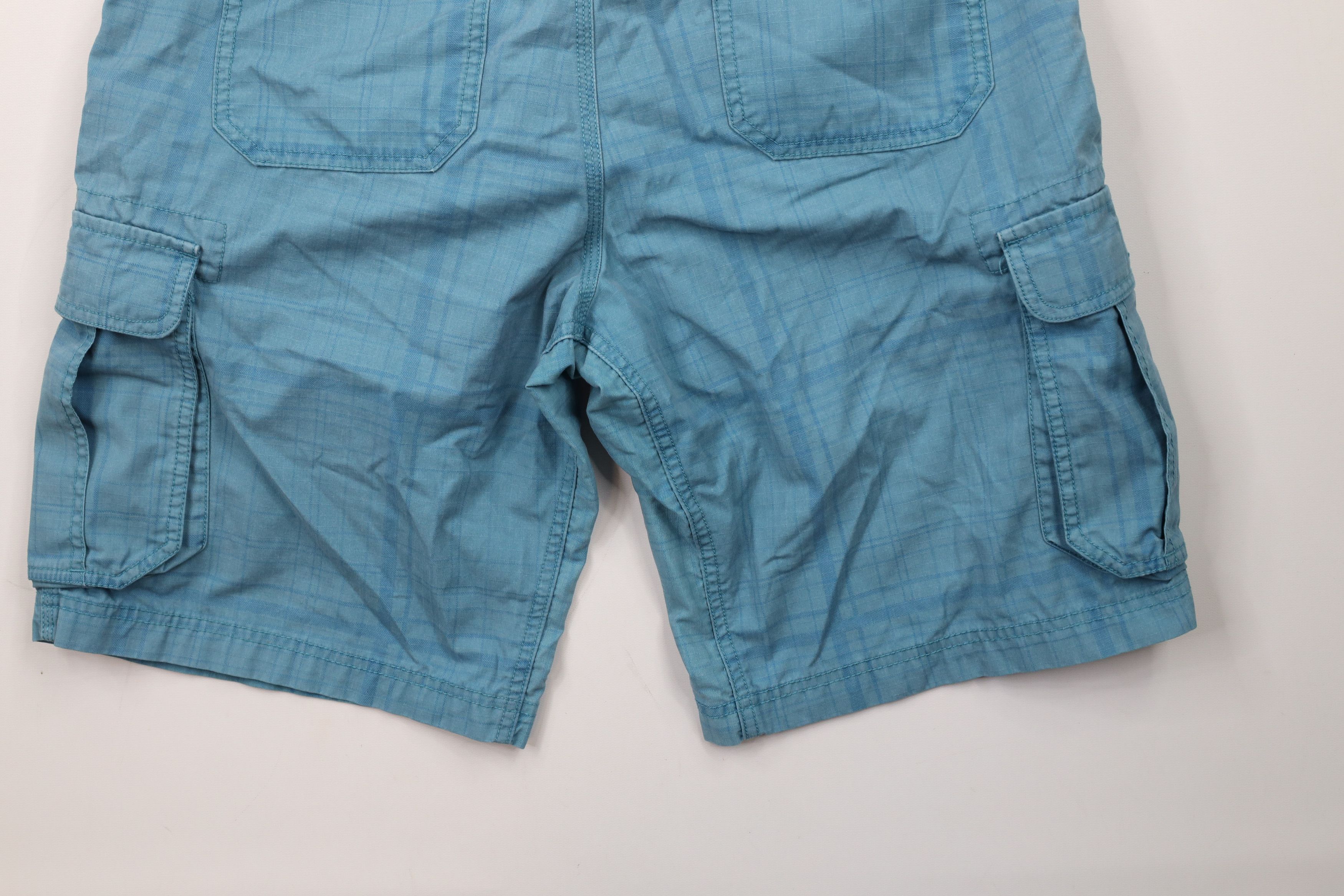 The North Face × Vintage Vintage The North Face Spell Out Cargo Shorts Blue Plaid Size US 34 / EU 50 - 12 Thumbnail