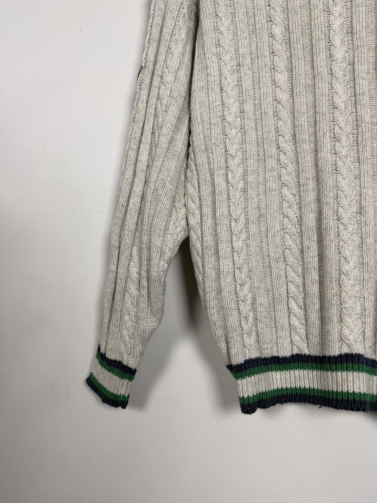 Carlo Colucci Carlo Colucci V-Neck Cable Knit Wool Sweater Vintage Size 50 Size US L / EU 52-54 / 3 - 14 Thumbnail
