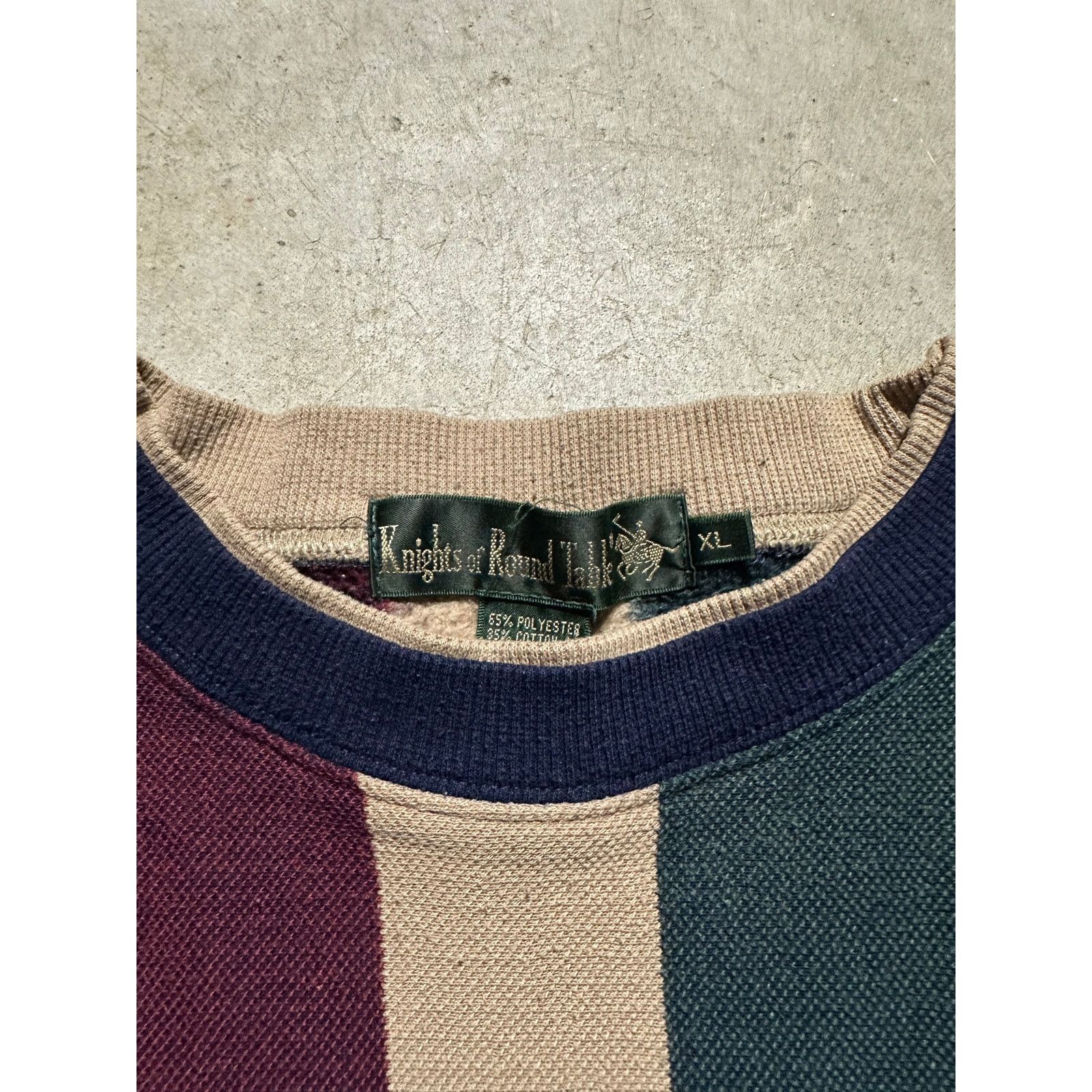 Vintage Vintage Knights of the Round Table Crest Striped Sweatshirt Size US L / EU 52-54 / 3 - 3 Thumbnail