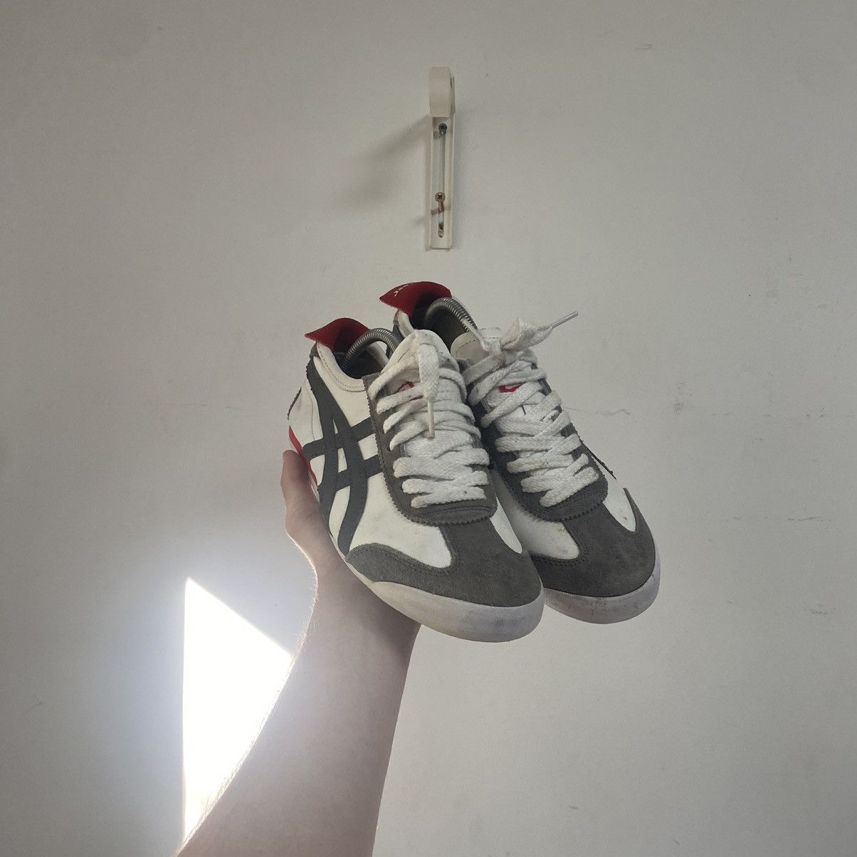 Asics Vintage Asics Onitsuka Tiger Leather sneakers Size US 9 / EU 42 - 2 Thumbnail