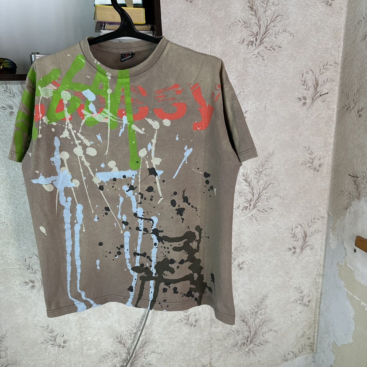 Stussy × Vintage Vintage Stussy T shirt 00s Grafity Beige Streetwear Skate L Size US L / EU 52-54 / 3 - 3 Thumbnail